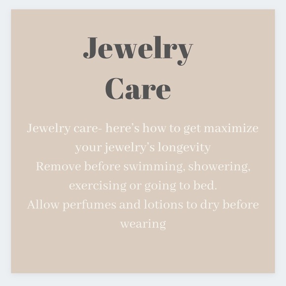 Welcome to my closet! - Picture 4 of 10